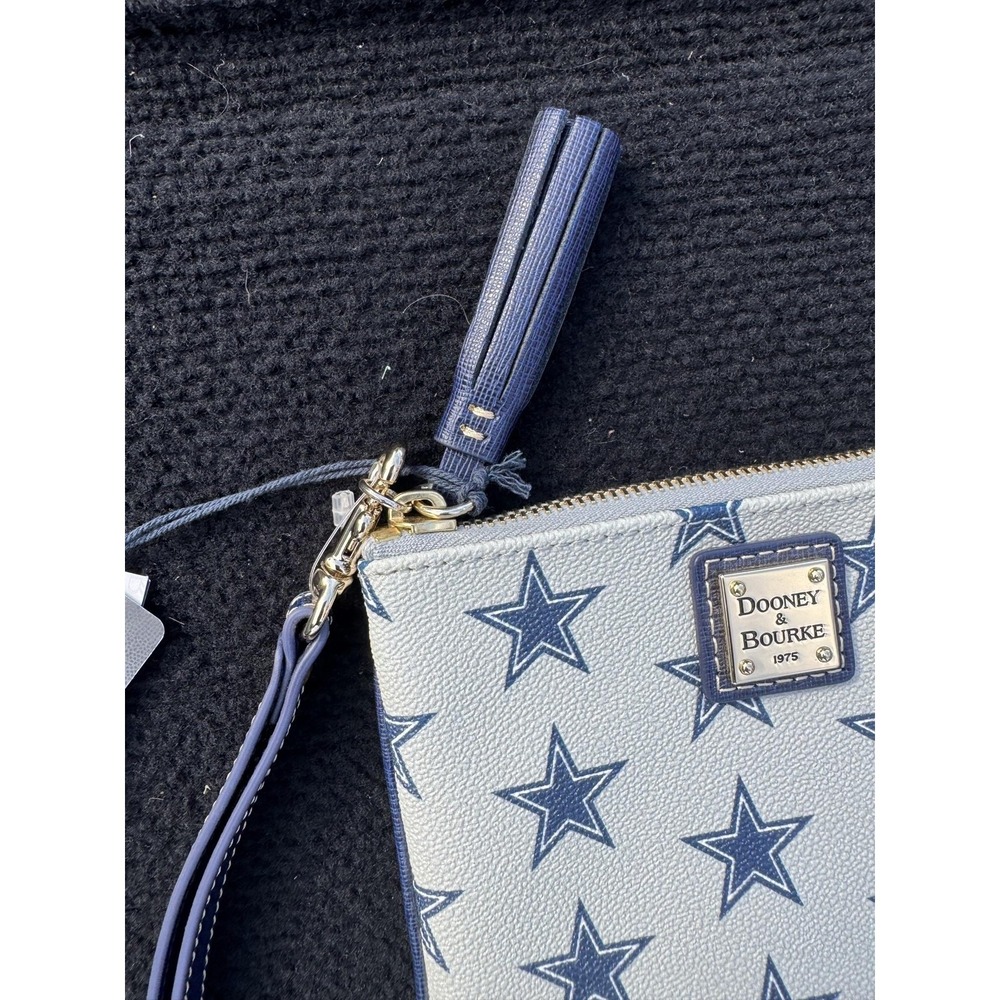 Dooney & Bourke NFL Dallas Cowboys Slim Wristlet Wallet NWT Gray Blue - Picture 5 of 11